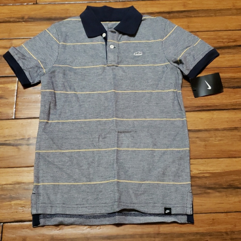 Nike casual shirt